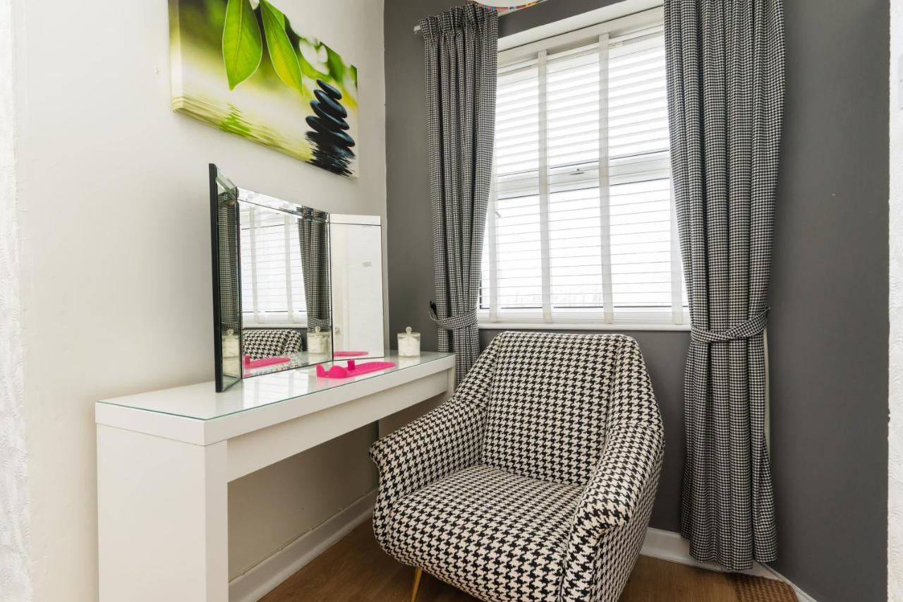 Sea View Ar Lan Y Mor Luxury Apartment Aberystwyth Buitenkant foto
