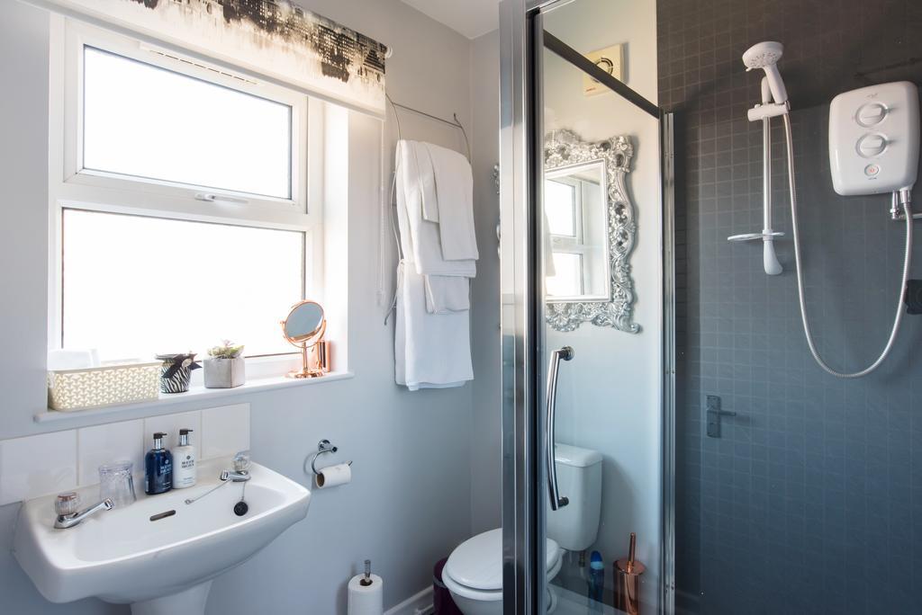 Sea View Ar Lan Y Mor Luxury Apartment Aberystwyth Buitenkant foto