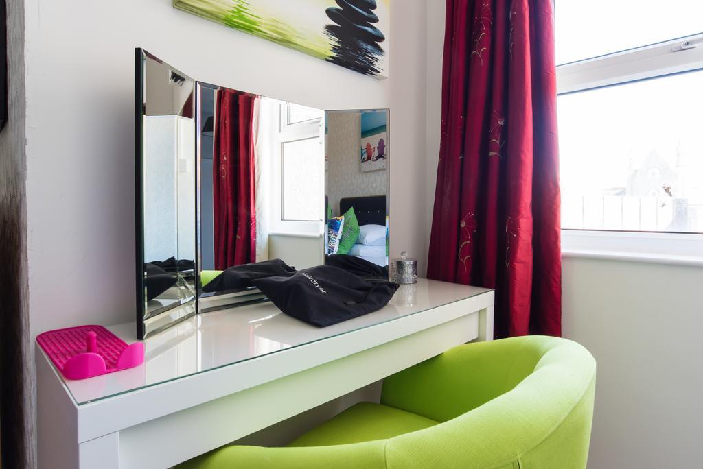 Sea View Ar Lan Y Mor Luxury Apartment Aberystwyth Buitenkant foto